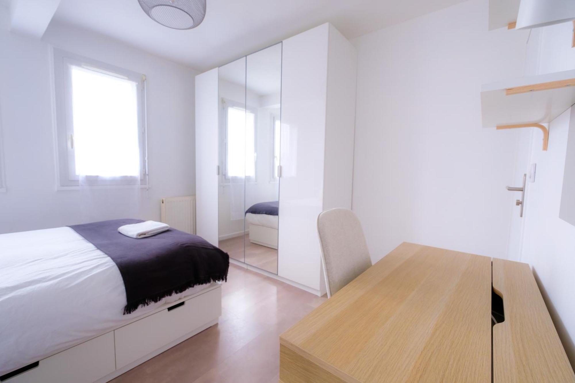 La Rouette - Chambres Privees Reims Exterior photo