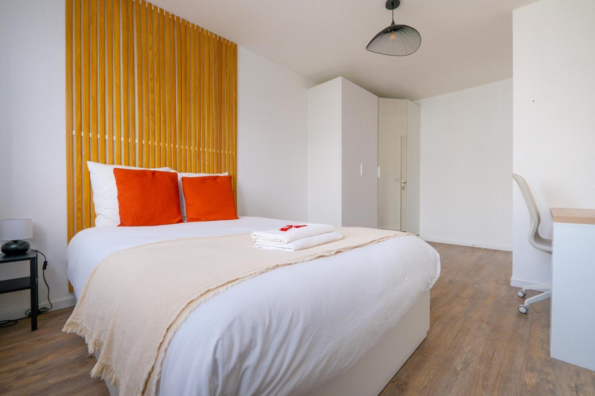La Rouette - Chambres Privees Reims Exterior photo